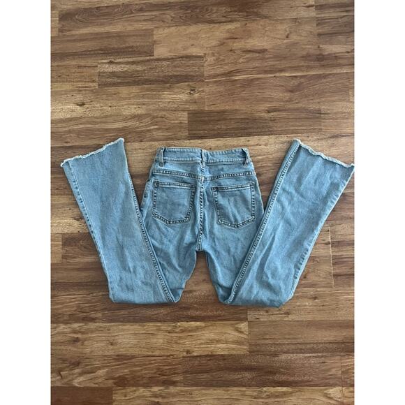 Subdued Light Wash Boot Cut Jeans - Picture 4 of 4